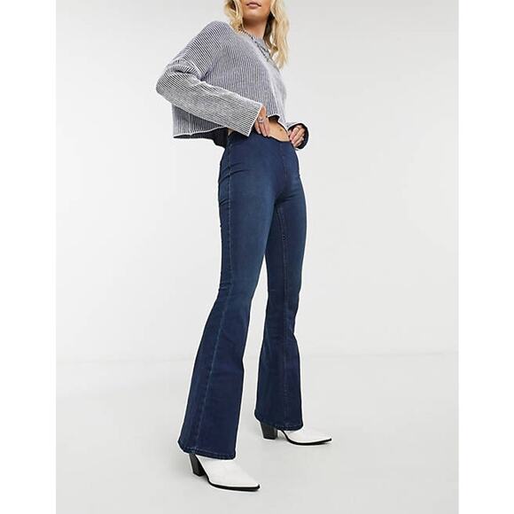 Free People Blue Flare Leg Bell bottom pull on Jeans - Picture 1 of 2